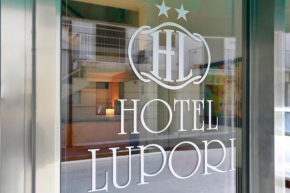Гостиница Hotel Lupori  Виареджо